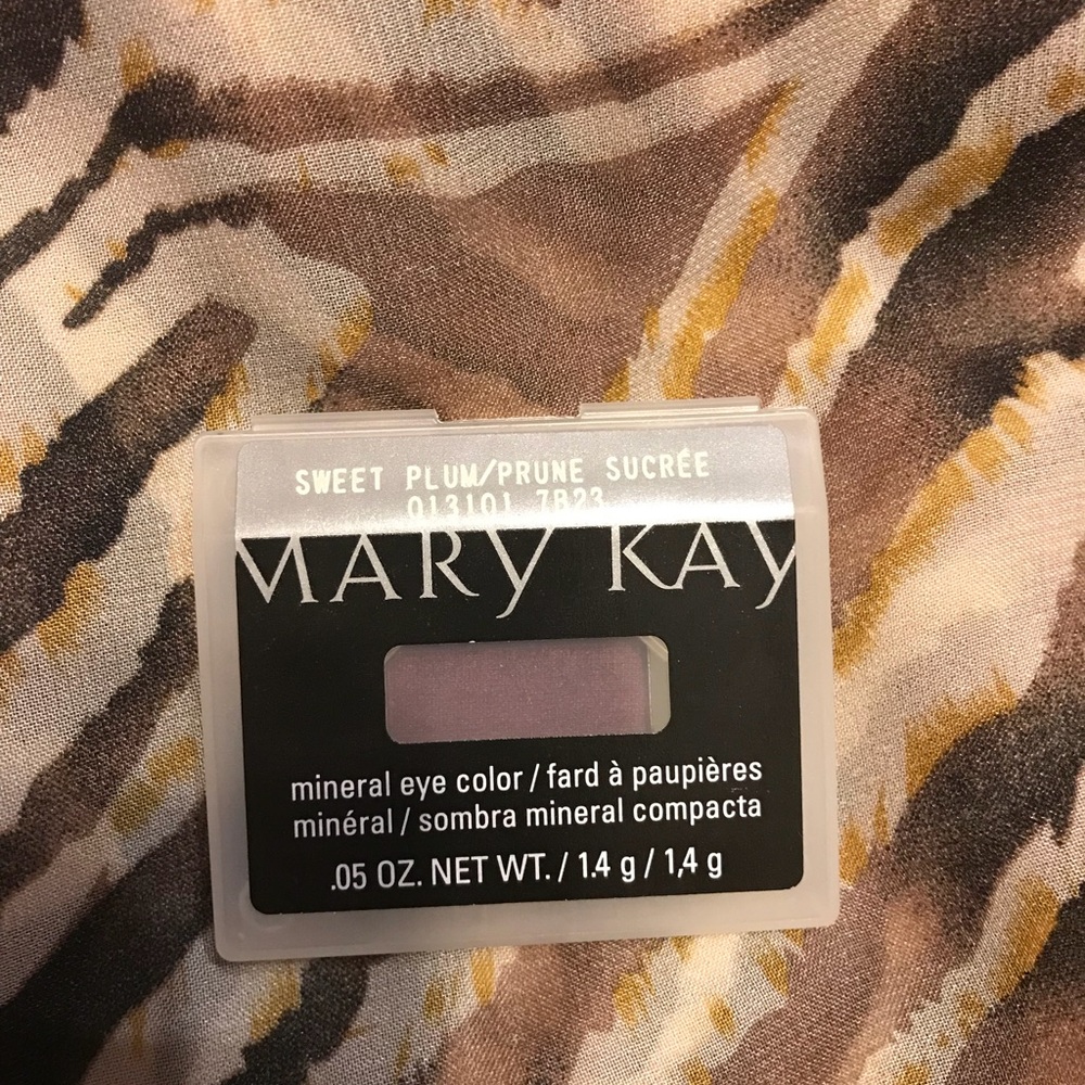 NWT Mineral eye color